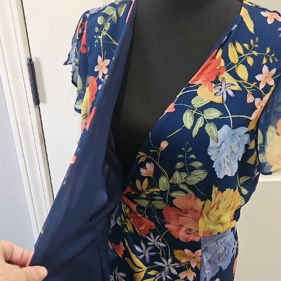 Sweet Pea Navy Floral Midi Dress - Picture 10 of 12